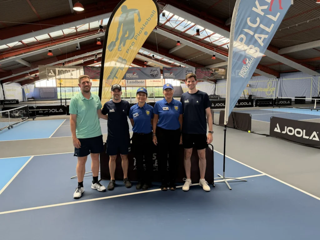 Swiss Pickleball Championship Organization with Referees
